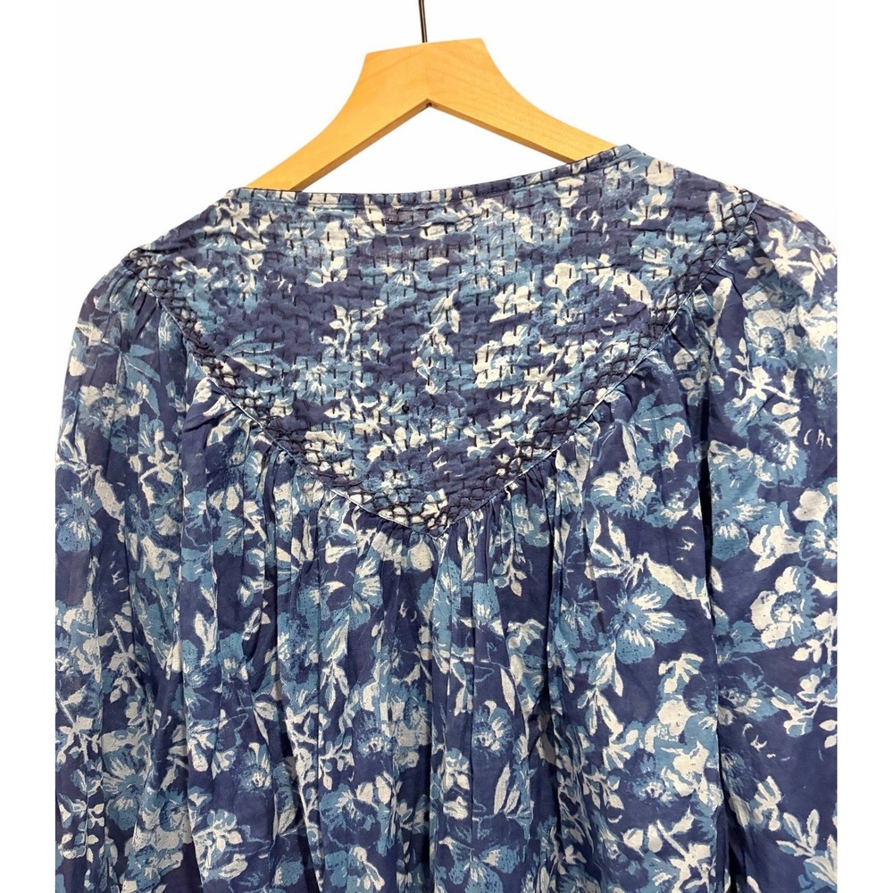 We The Free Blue Floral Peasant Top Medium Oversized Boho Button Front Stitching - Picture 7 of 16